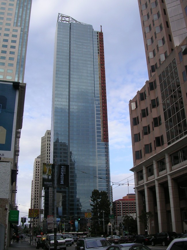 Primary Photo - Millennium Tower