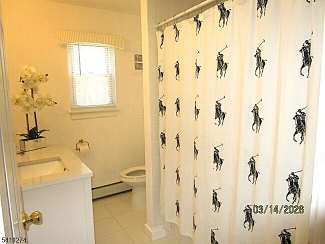 Building Photo - 306 Wagon Wheel Rd