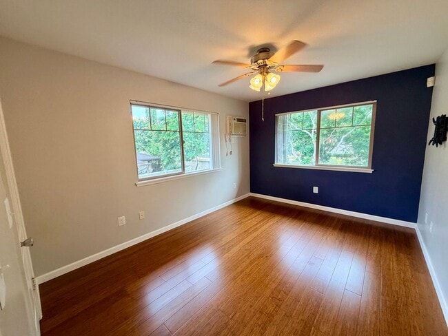 Building Photo - Spacious 3-Bedroom Townhome in Nohona at Mililani Mauka Available Now!