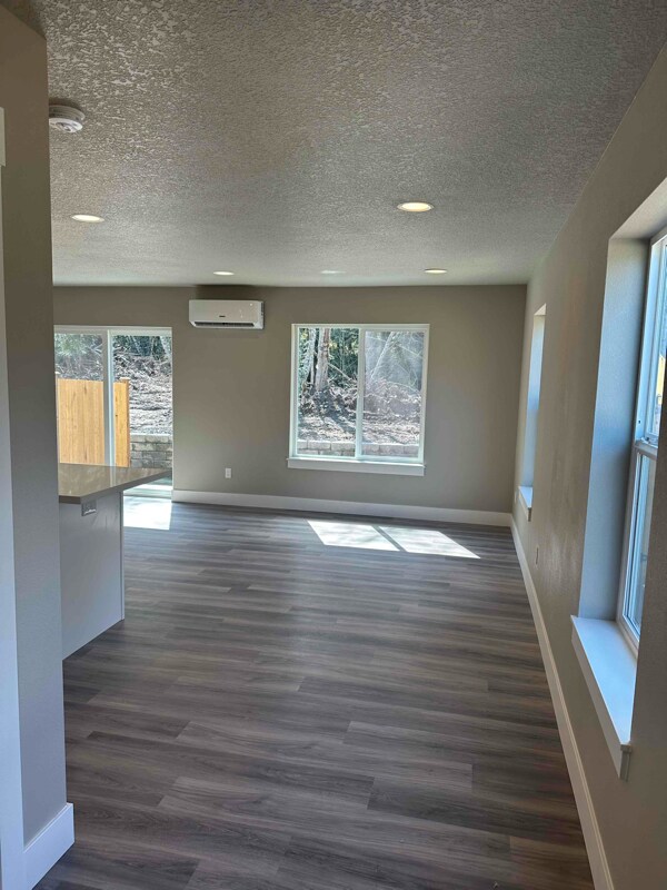 Building Photo - 601 Byham Rd