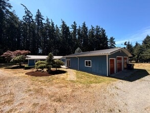 Building Photo - 4204 Sharpe Rd