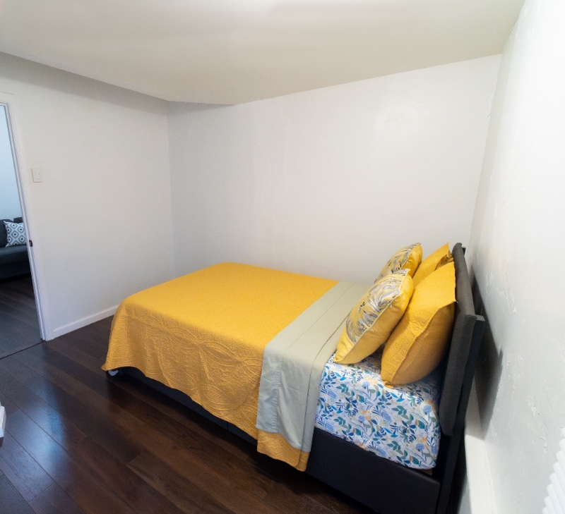 Building Photo - 190-04 Hollis Ave