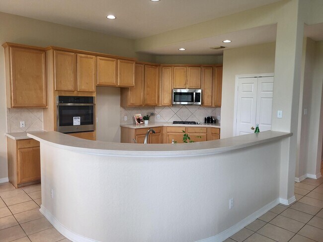 Building Photo - 3011 Taylorcrest Dr