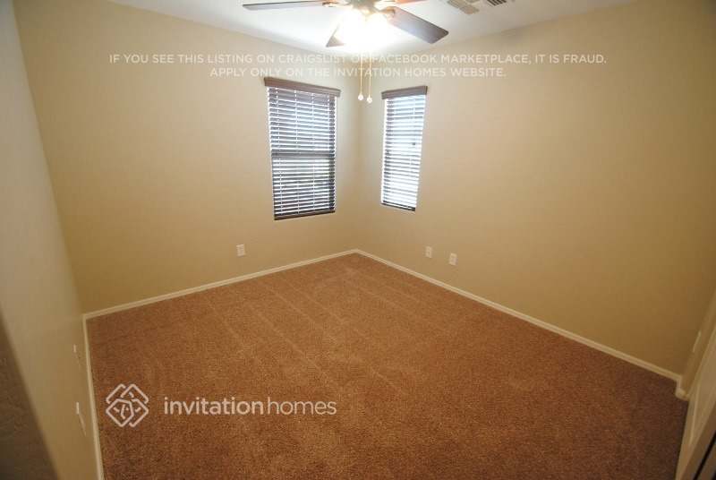 Building Photo - 2241 S Buckaroo Trail
