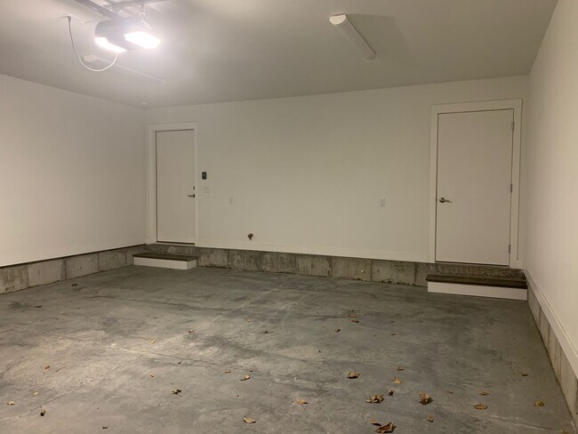 Building Photo - 389