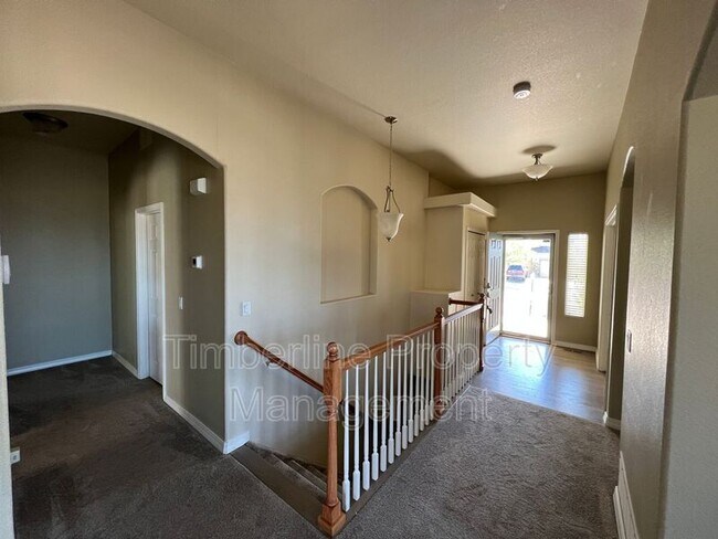 Building Photo - 9914 Red Sage Dr