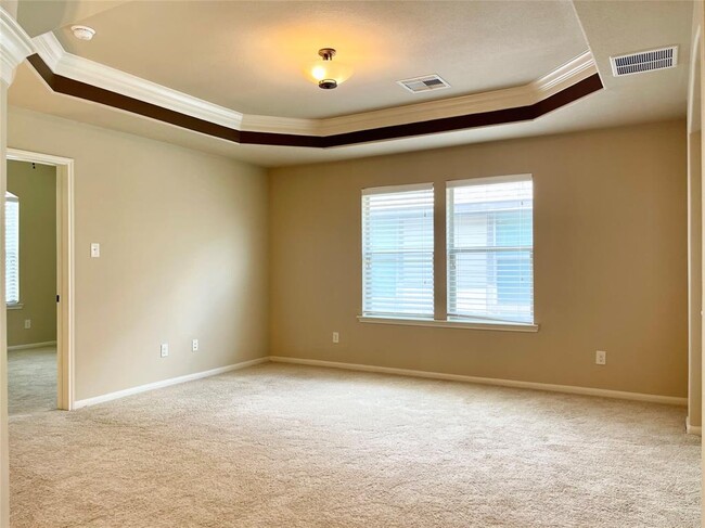 Building Photo - 8338 Sedona Ridge Dr
