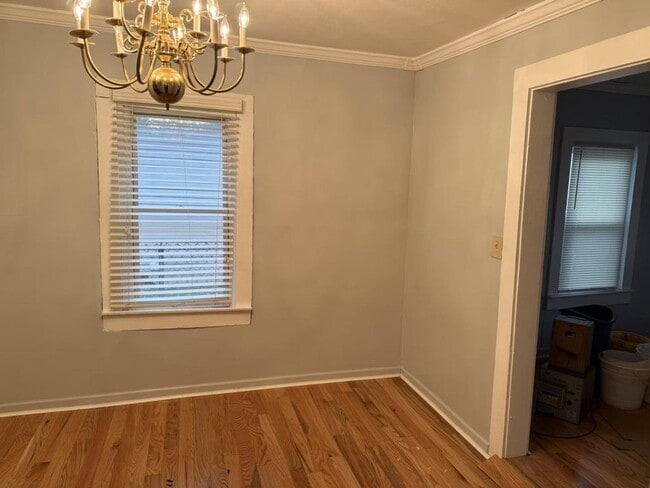 Building Photo - 1406 E Fairview Ave