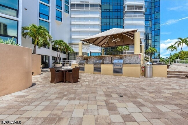 Building Photo - 4751 Gulf Shore Blvd N