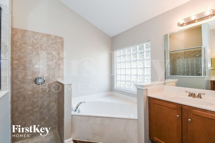 Building Photo - 86245 Sand Hickory Trail