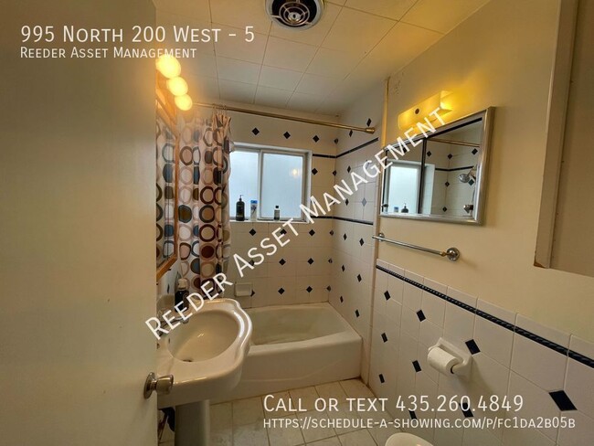 Building Photo - 995 N 200 W