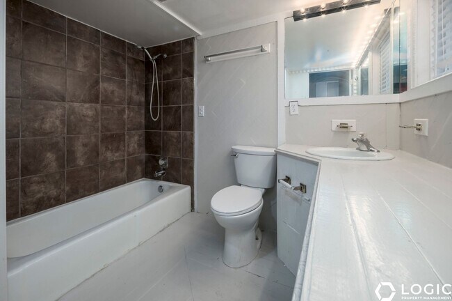 Building Photo - 7338 Rusty Dr