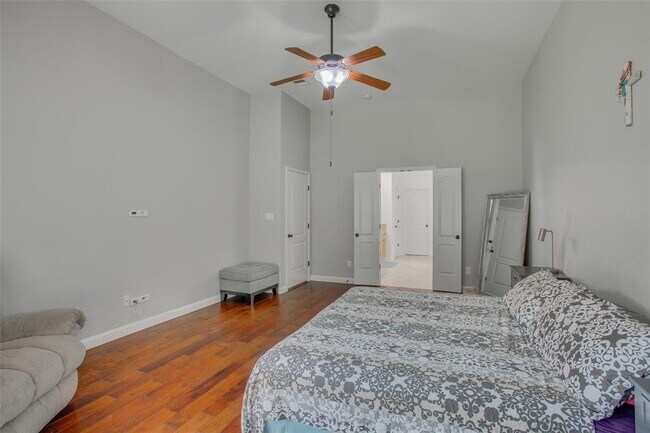 Building Photo - 12221 Montclair Bend