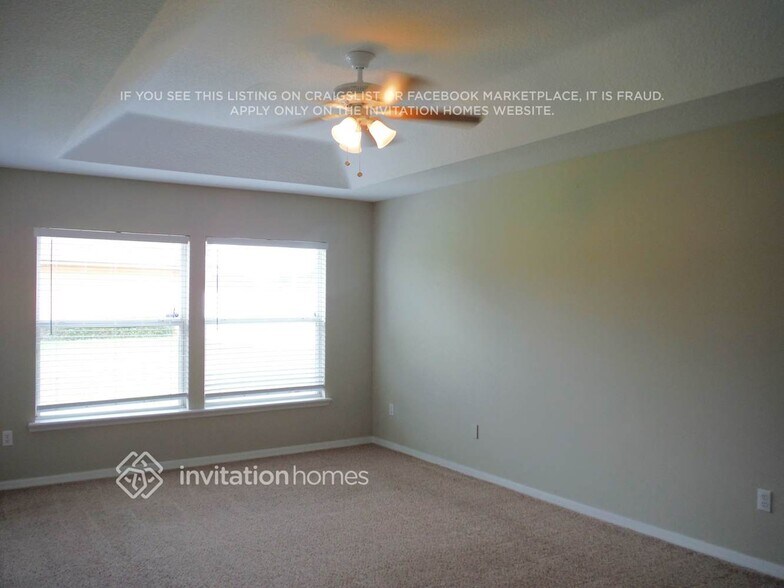 Building Photo - 10143 Meadow Point Dr