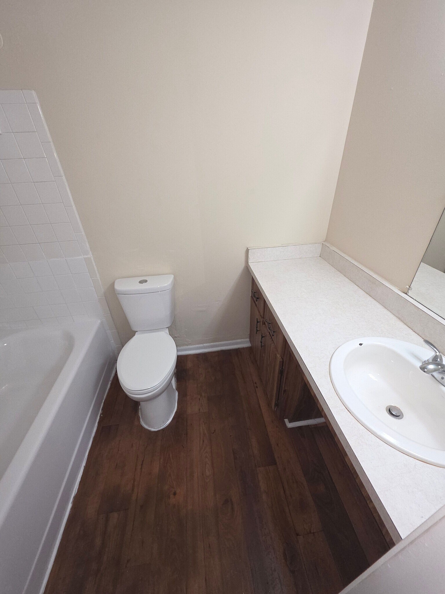 Building Photo - 5011 SE 29th St