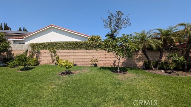 Building Photo - 17046 Buttonwood St