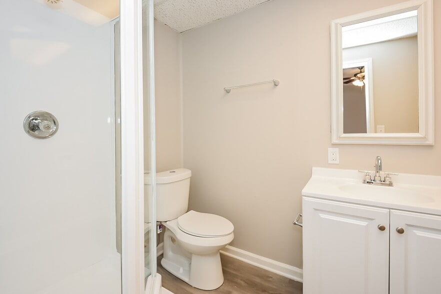 Building Photo - 3035 Wellcrest Dr NW