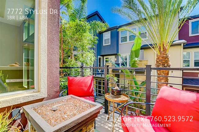 Building Photo - Modern 3BR Townhome in Mission Valley Orig...