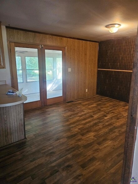 Building Photo - 907 SR 96