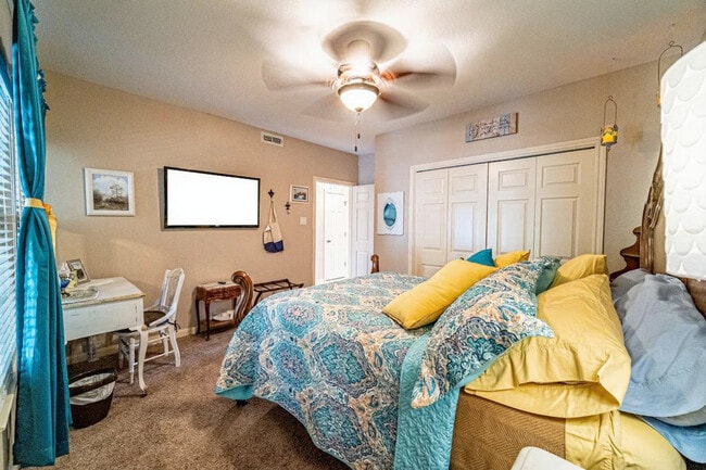 Building Photo - 3404 American Dr