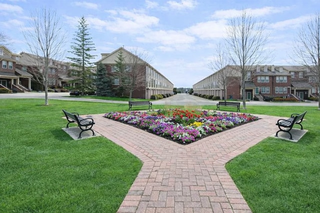 Building Photo - 15650 Stone Crossing Dr