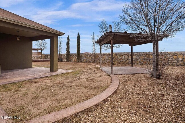 Building Photo - 14344 Alma Point Dr