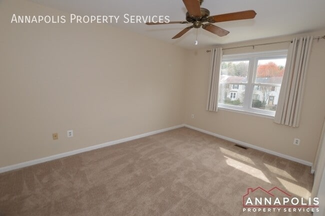 Building Photo - 558 Melissa Ct