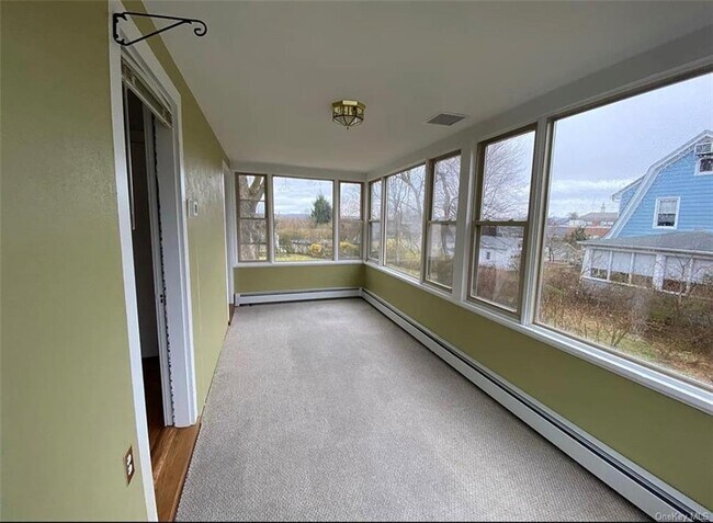 Building Photo - 79 Radnor Ave