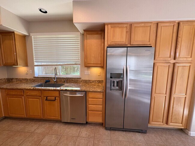 Building Photo - 5411 Asterwood Dr