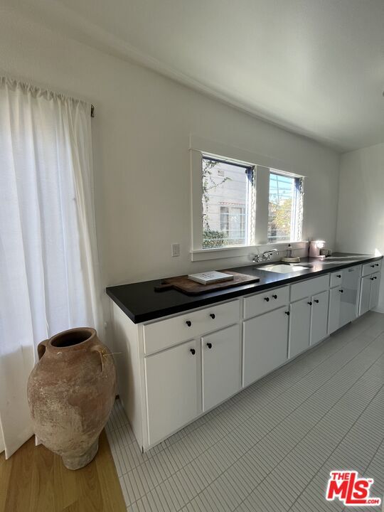 Building Photo - 2306 Pisani Pl