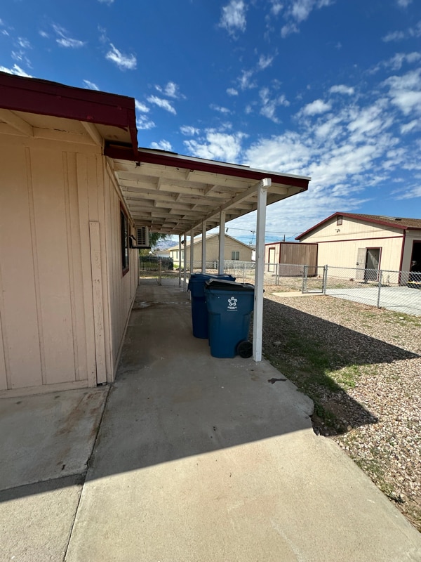 Building Photo - 740 Tiger Lilly Ln