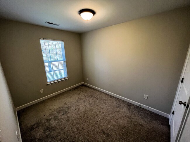 Building Photo - 3225 Ridgewood Pl Dr