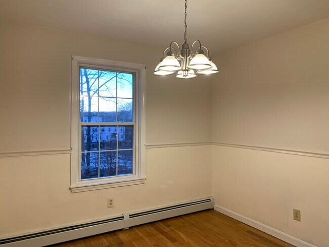 Building Photo - 32 Nelson Way