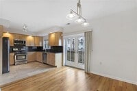 Building Photo - 443 Whiton St