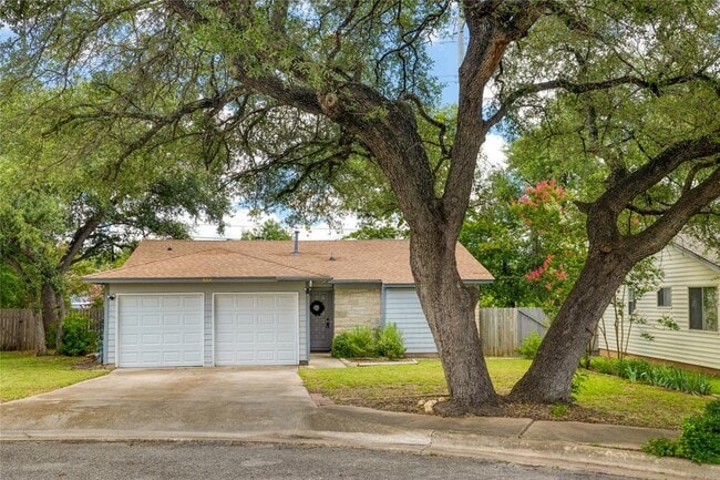 Building Photo - 804 Lone Tree Ct