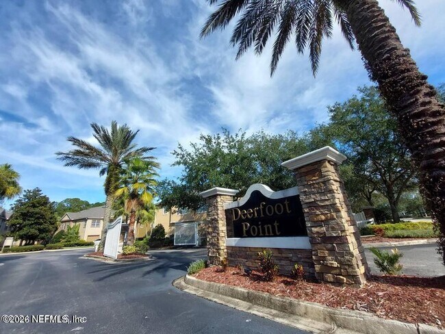 Building Photo - 7151 Deerfoot Cir