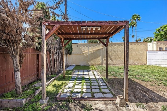 Building Photo - 921 N Clementine St