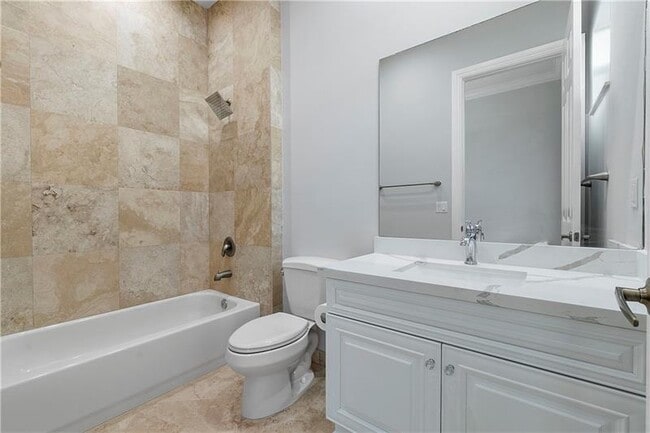 Building Photo - 10980 NW 78th Pl