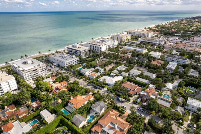 Building Photo - 141 Australian Ave