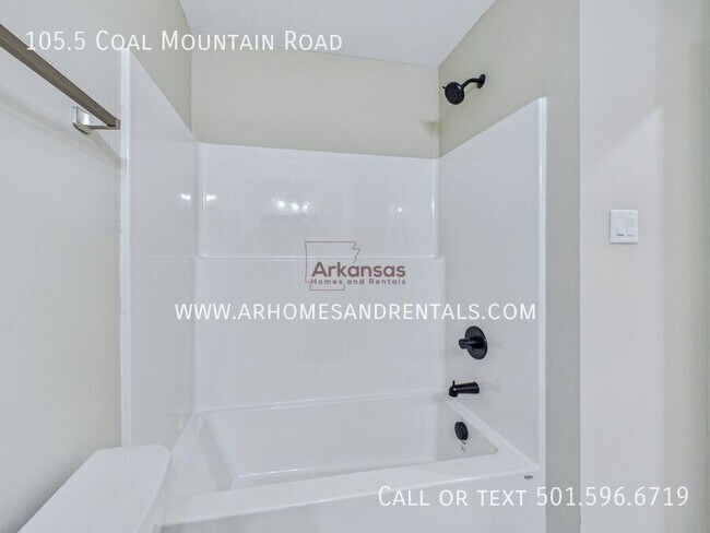 Building Photo - 105.5 Coal Mountain Rd