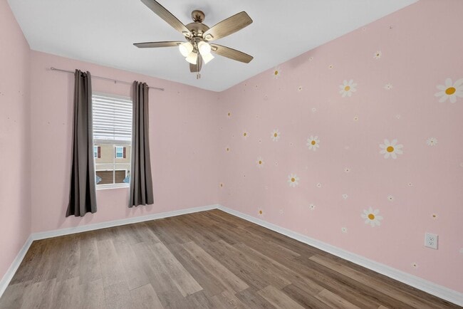 Building Photo - 3039 Tansy St