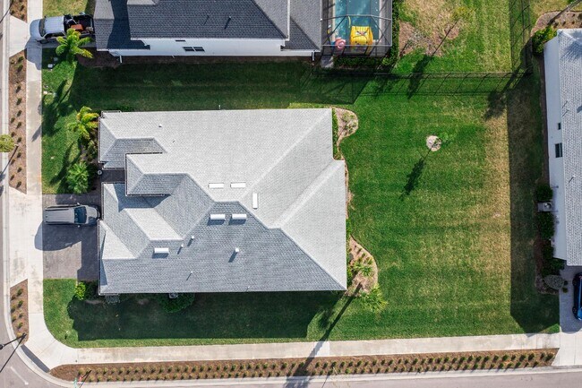 Building Photo - 17548 Canopy Ct