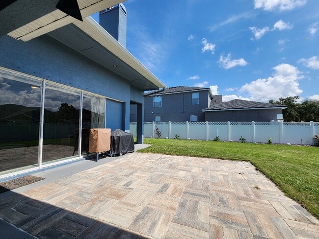 Building Photo - Beautiful 4 Bedroom 4 Bath Home In Ruskin