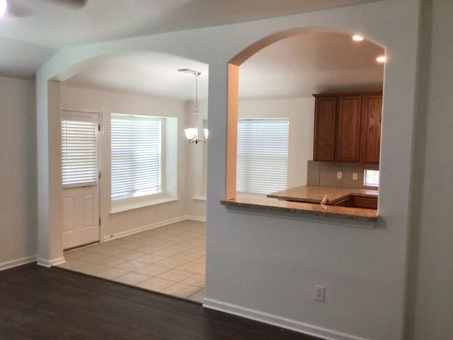 Building Photo - 21806 Saragosa Pond Ln