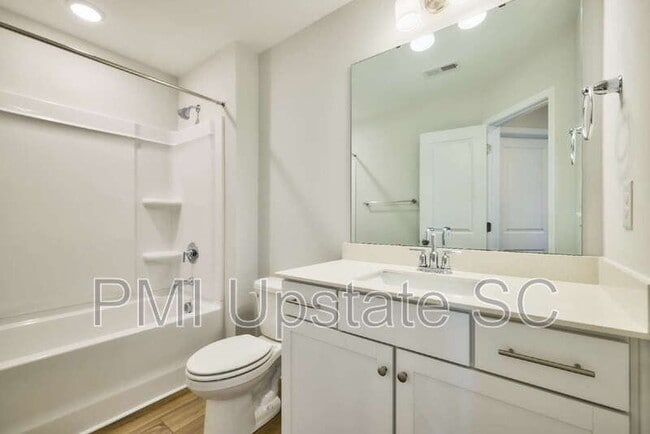 Building Photo - 49 Fair Vlg Ln