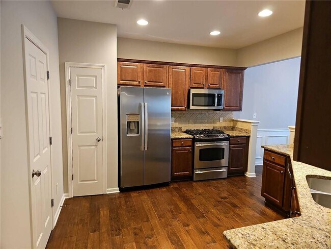 Building Photo - 1445 Winshire Cove