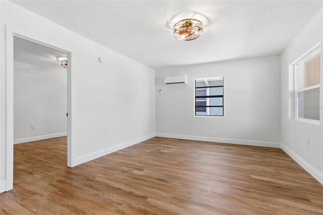 Building Photo - 113 145th Ave