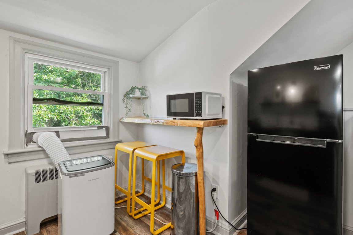 Building Photo - 3434 E Orvilla Rd