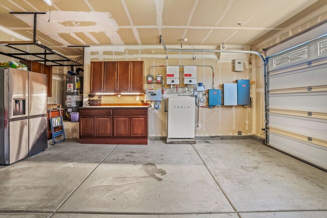 Building Photo - 1225 Los Olivos Street