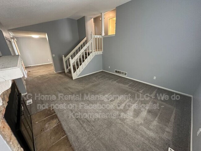 Building Photo - 9000 E 85th Pl